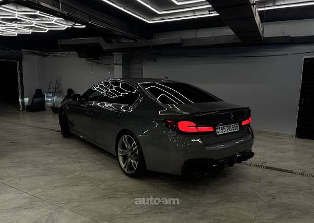 BMW 550
