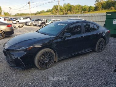 Toyota Camry  2024 
