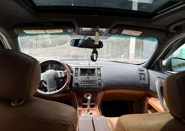 Infiniti FX35