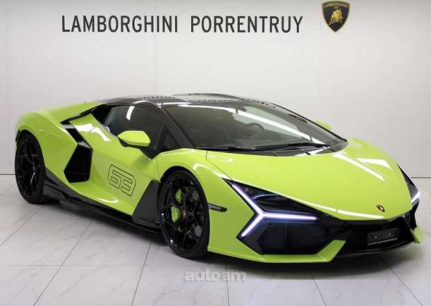 Lamborghini Revuelto