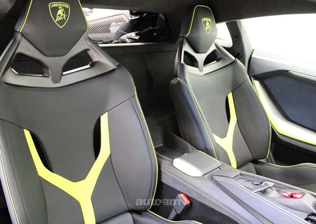 Lamborghini Revuelto