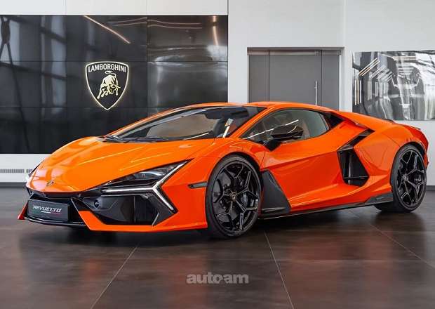 Lamborghini Revuelto