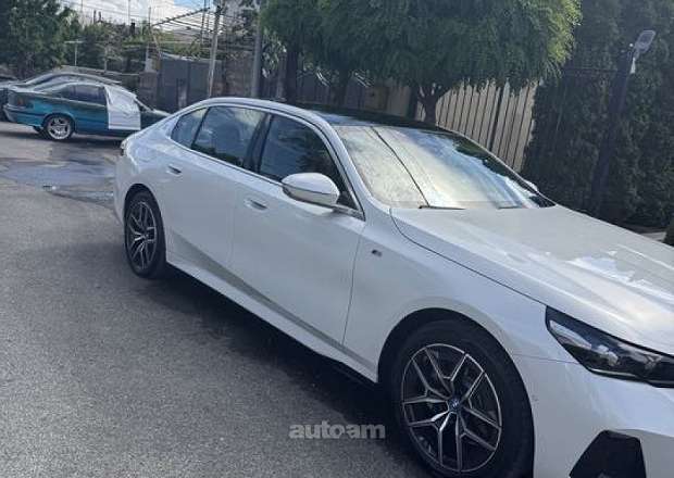 BMW i5
