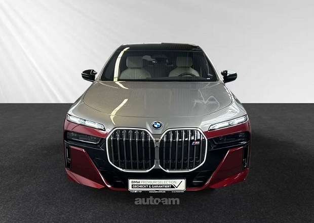 BMW i7