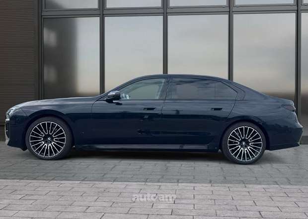 BMW 740