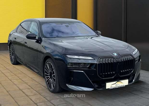 BMW 740