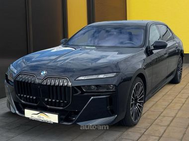 BMW 740  2025 