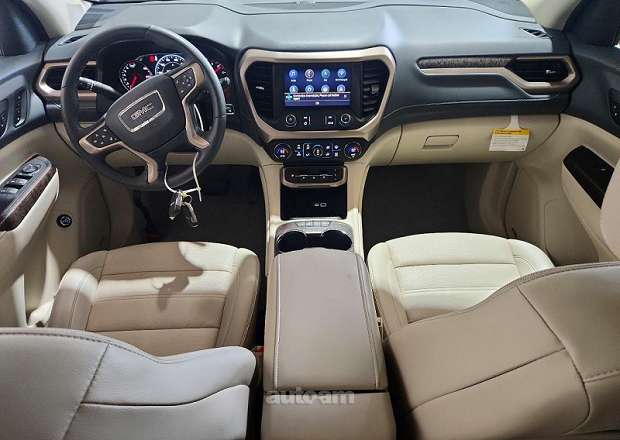 GMC Acadia
