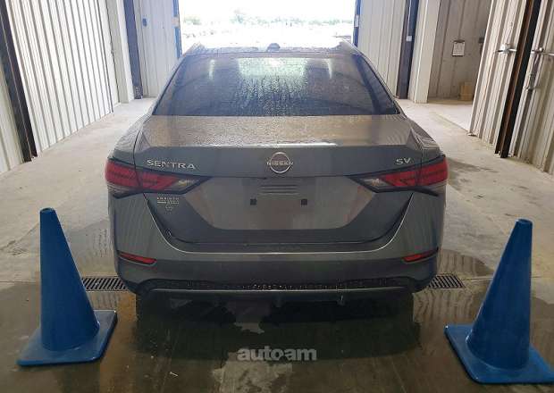 Nissan Sentra