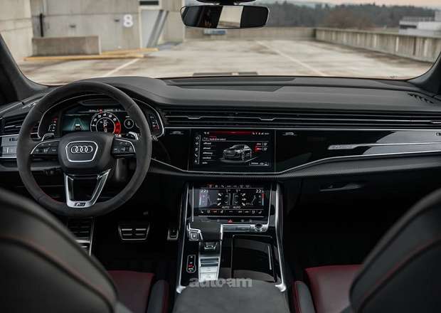 Audi RSQ8