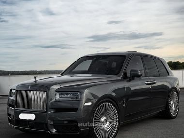 Rolls Royce Cullinan  2021 