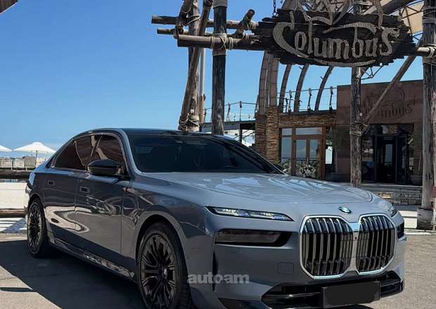 BMW 740