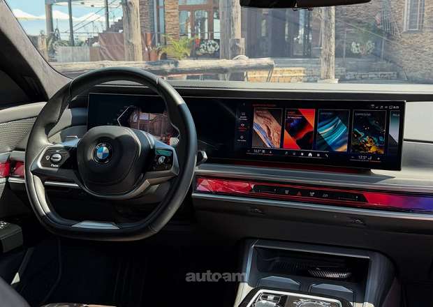 BMW 740