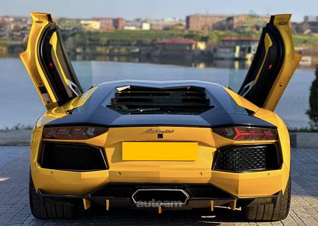 Lamborghini Aventador 2012 — լուսանկար 5