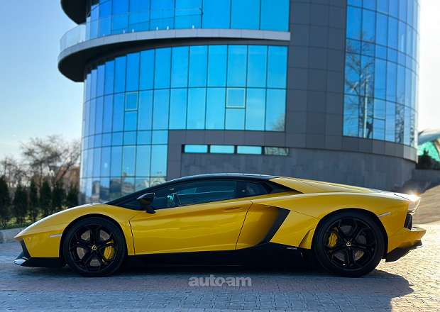 Lamborghini Aventador 2012 — լուսանկար 12