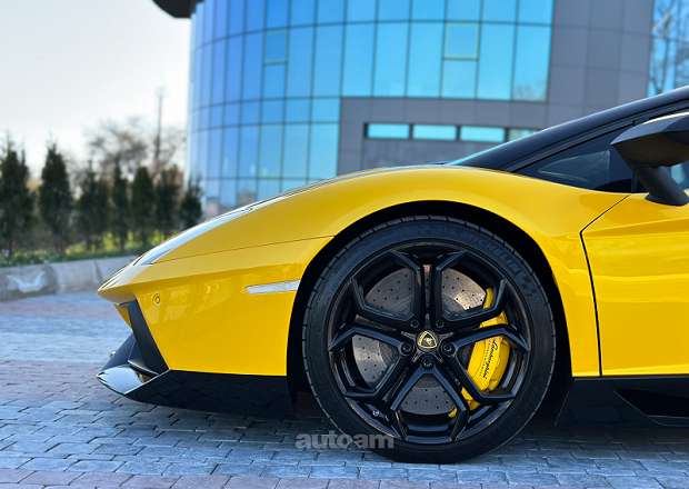 Lamborghini Aventador 2012 — լուսանկար 13
