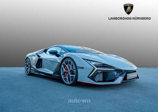 Lamborghini Revuelto