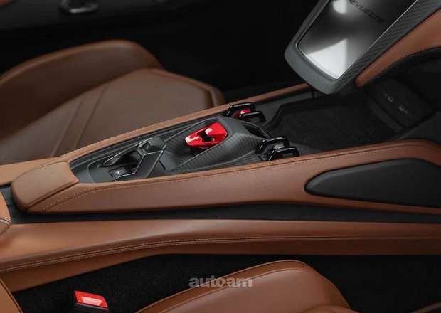 Lamborghini Revuelto