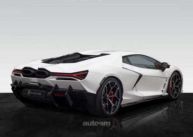 Lamborghini Revuelto