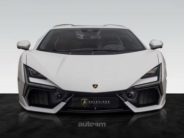 Lamborghini Revuelto  2024 