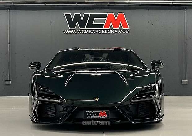 Lamborghini Revuelto