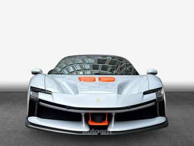 Ferrari SF90  2025 