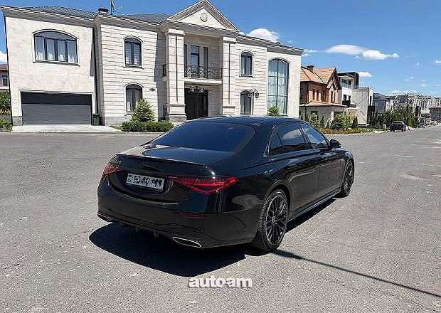 Mercedes-Benz S 580