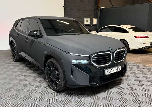 BMW XM