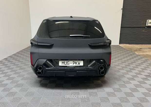 BMW XM