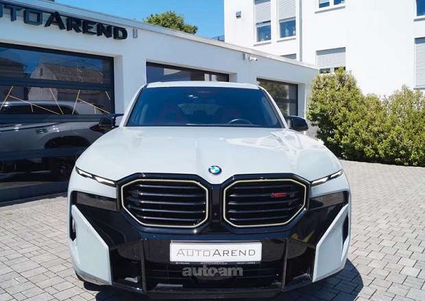 BMW XM