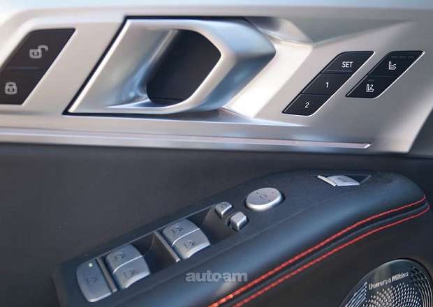 BMW XM
