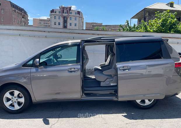 Toyota Sienna