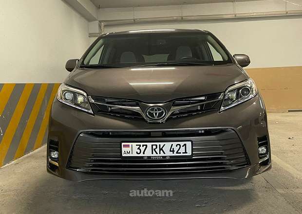 Toyota Sienna