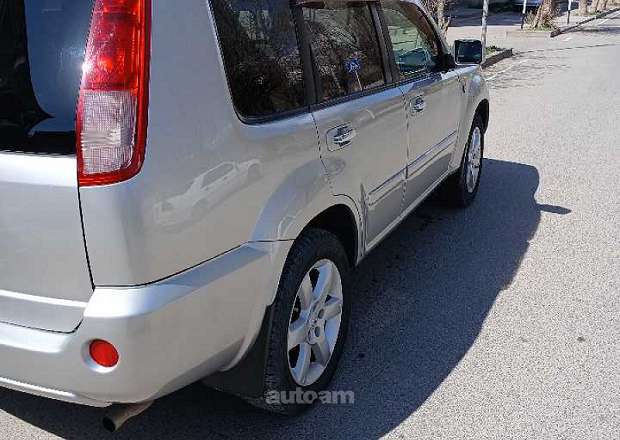 Nissan X-Trail 2005 — լուսանկար 2
