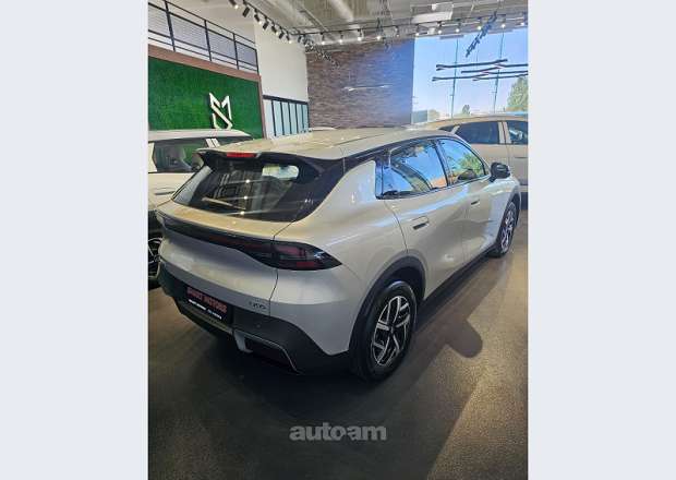 Changan Nevo Q05