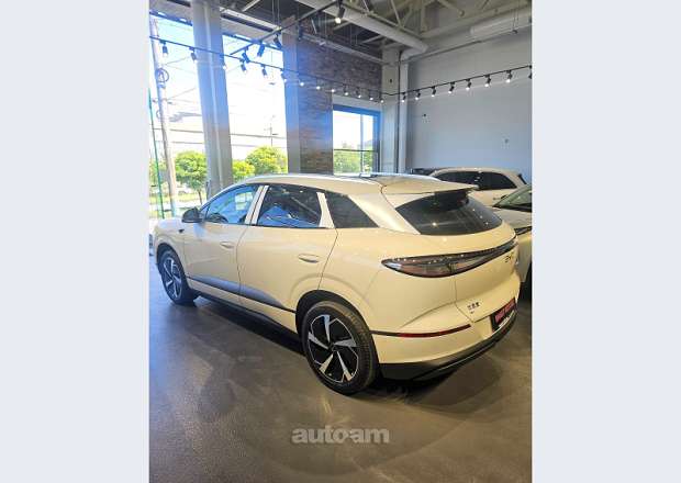 BYD SEA Lion 06