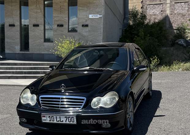Mercedes-Benz C 230