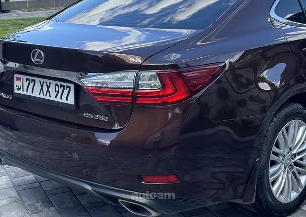 Lexus ES 250