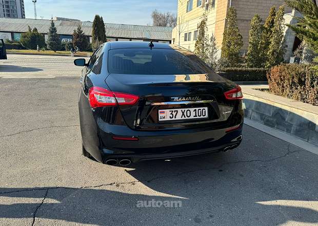 Maserati Ghibli