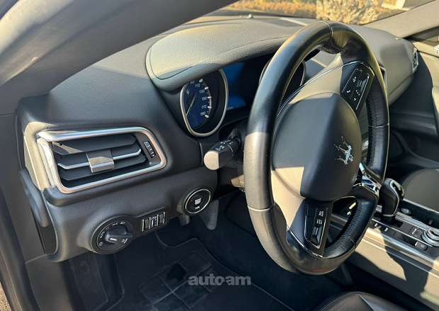 Maserati Ghibli