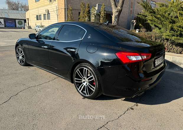 Maserati Ghibli