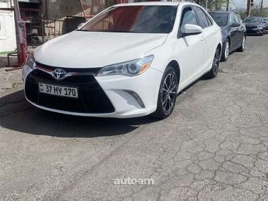 Toyota Camry  2015 