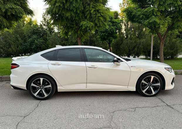 Acura TLX