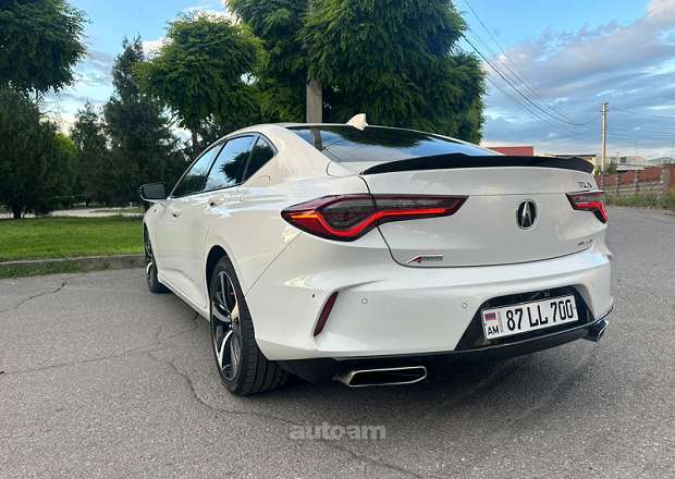 Acura TLX