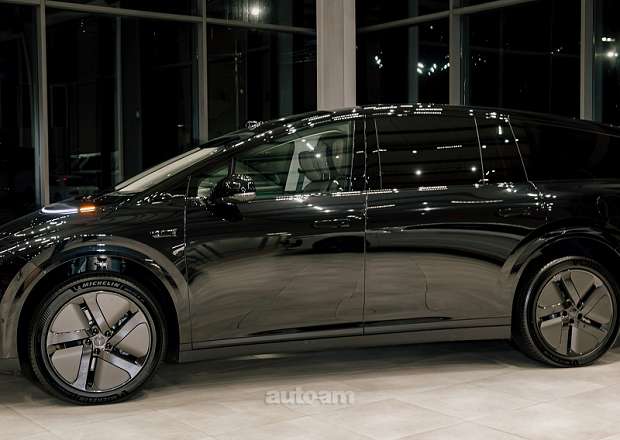 Lixiang i8