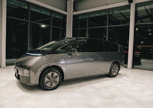Lixiang Li MEGA 2026 — photo 4