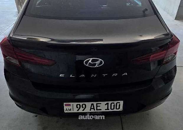 Hyundai Elantra