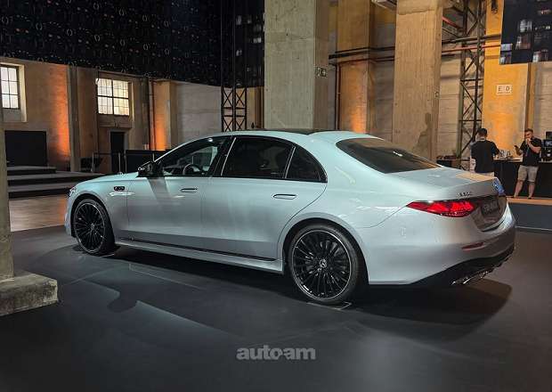 Mercedes-Benz S 500