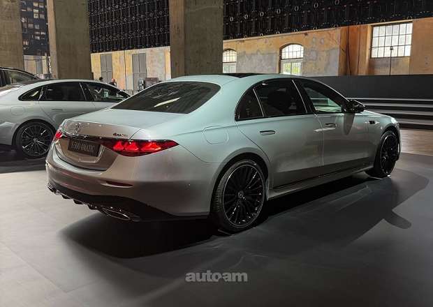 Mercedes-Benz S 500