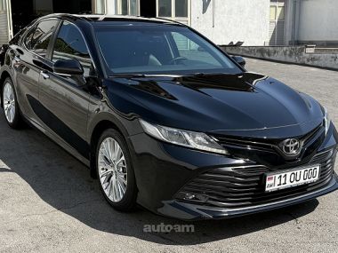 Toyota Camry  2020 